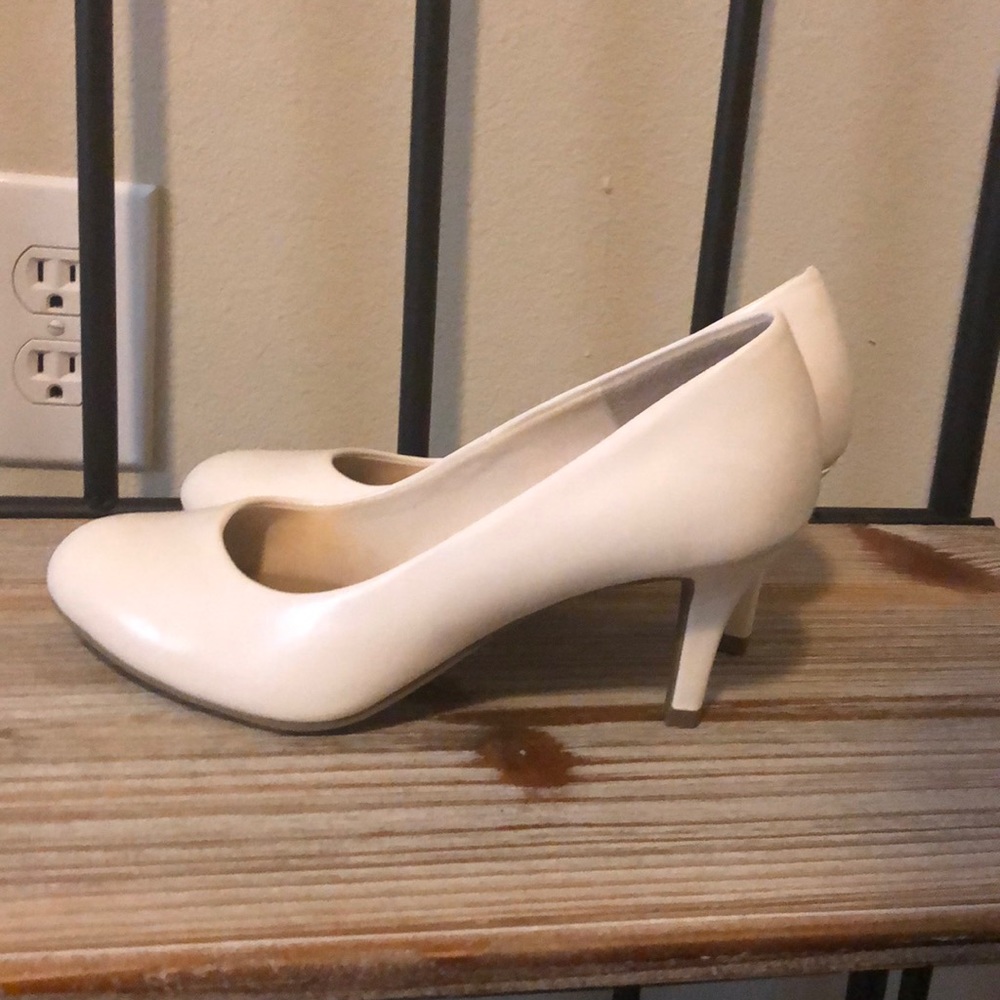 Off white heels